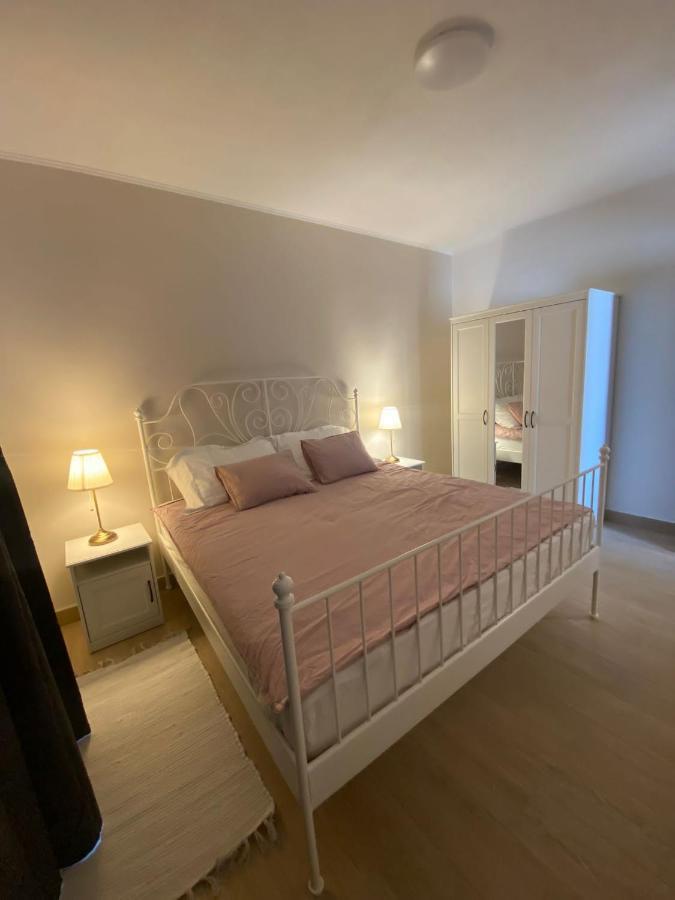 Apartmani Cvita Neviđane 外观 照片